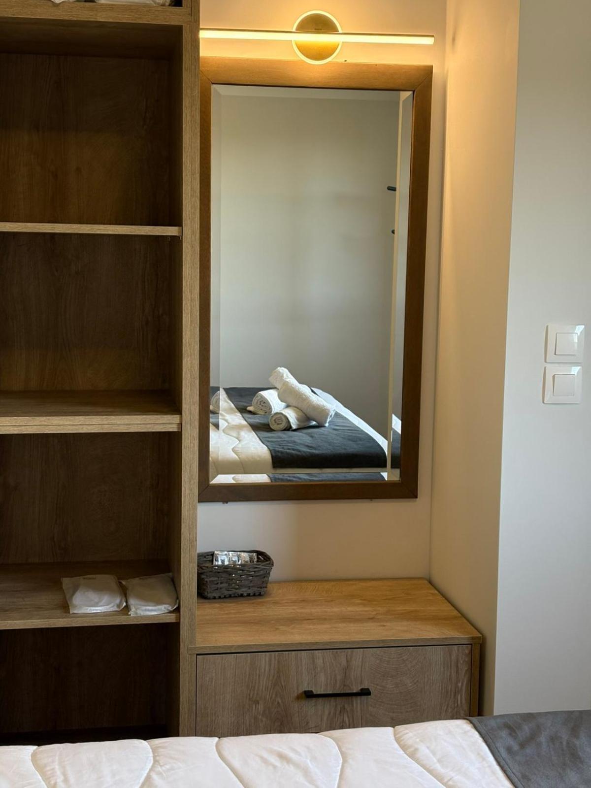 Vicky's Panoramic View Apartment